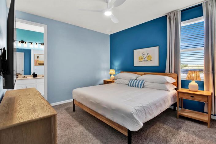 Image No.30-10 Bed House for sale