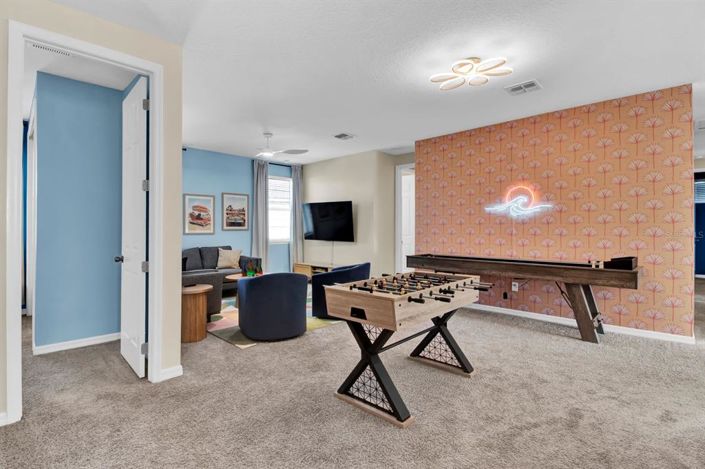 Image No.40-10 Bed House for sale