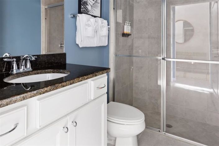 Image No.22-8 Bed House for sale