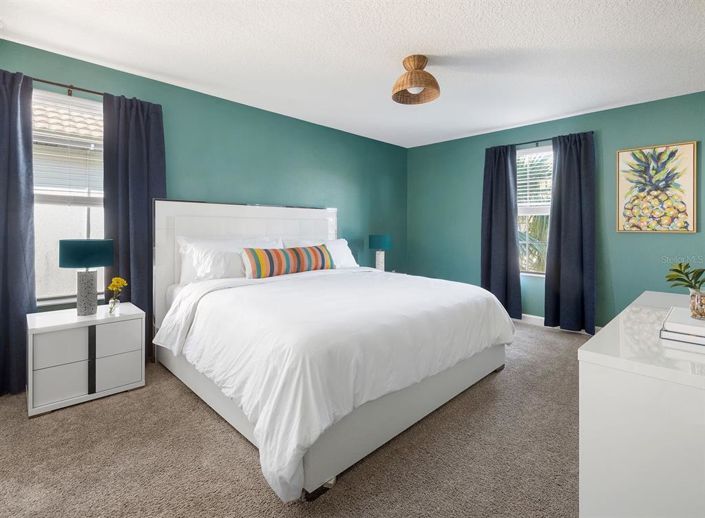 Image No.16-6 Bed House for sale