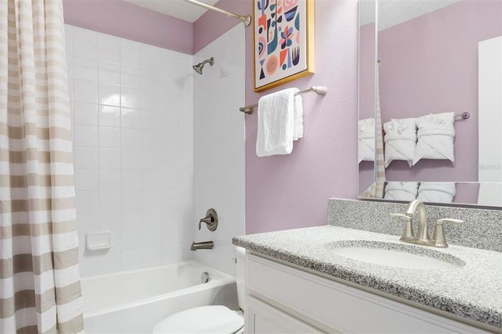 Image No.21-6 Bed House for sale