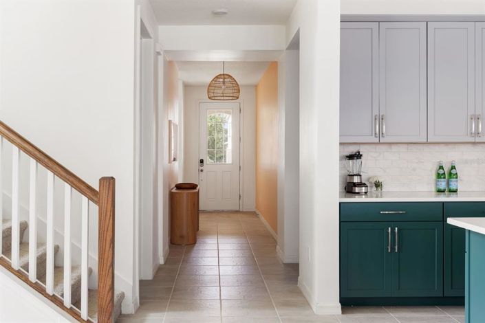 Image No.2-9 Bed House for sale