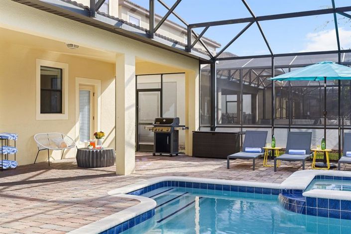 Image No.9-8 Bed House for sale