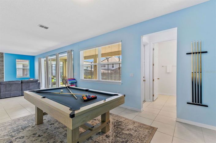 Image No.11-9 Bed House for sale