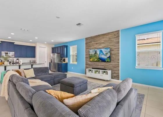 Image No.2-9 Bed House for sale