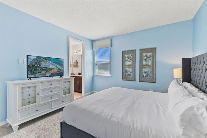 Image No.20-9 Bed House for sale