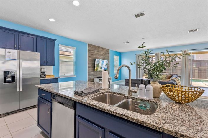 Image No.6-9 Bed House for sale