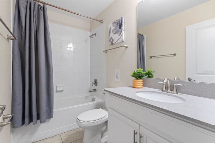 Image No.27-8 Bed House for sale