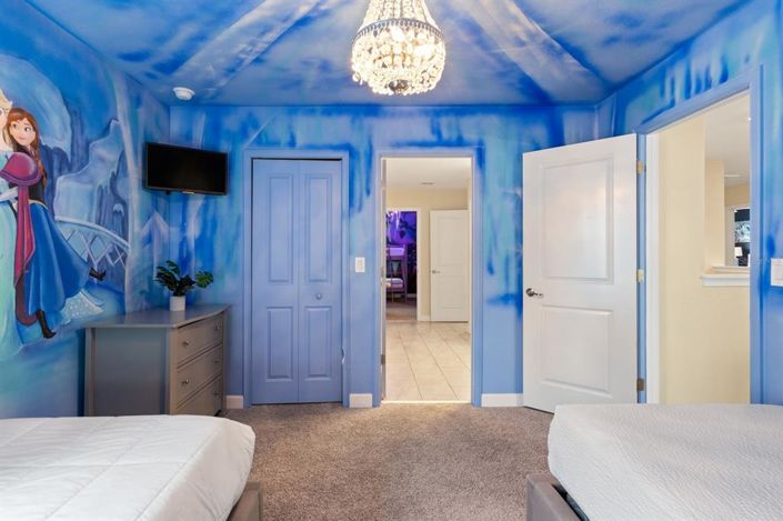 Image No.31-8 Bed House for sale