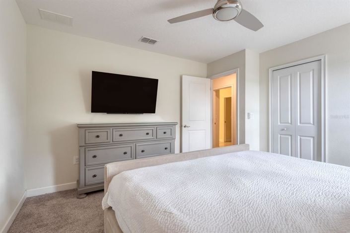 Image No.33-8 Bed House for sale