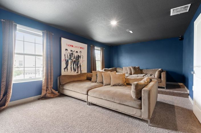 Image No.38-8 Bed House for sale