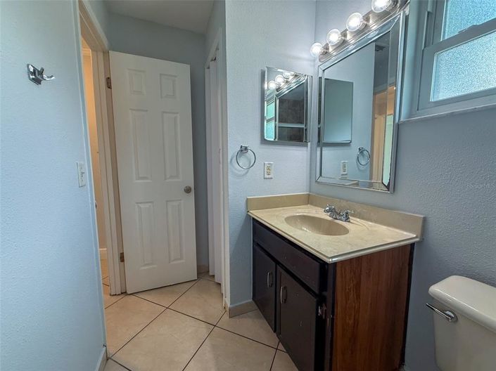 Image No.21-3 Bed House for sale