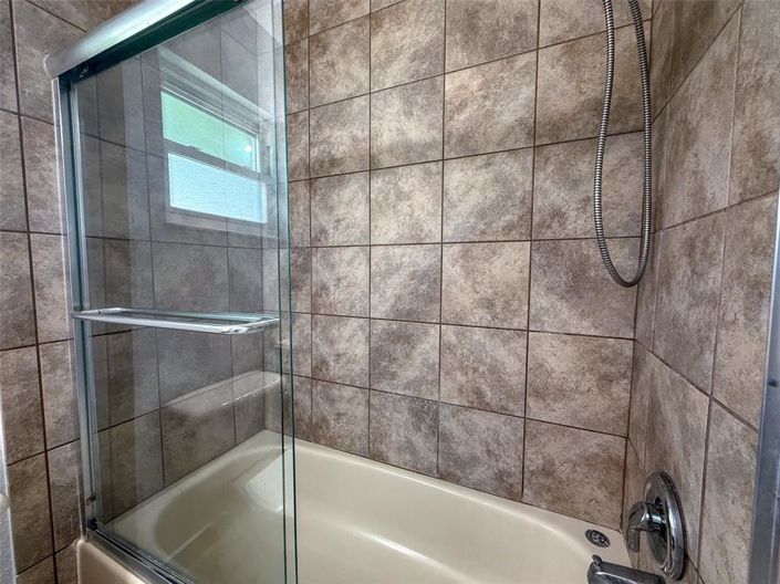 Image No.22-3 Bed House for sale