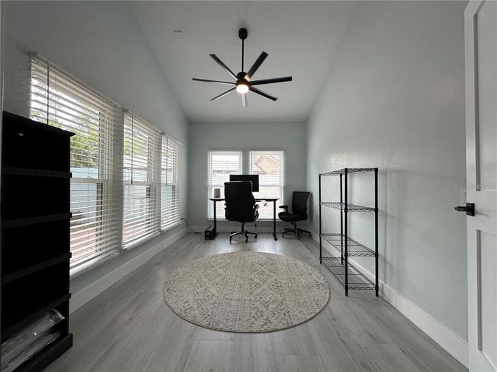 Image No.16-4 Bed House for sale