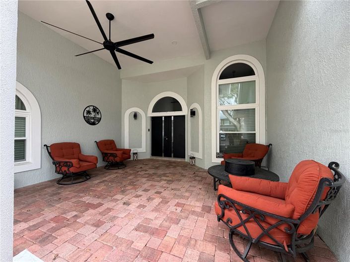 Image No.2-4 Bed House for sale