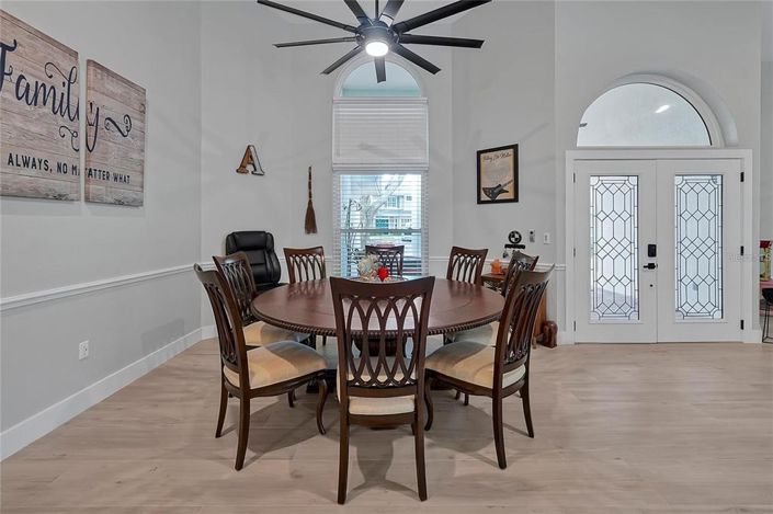 Image No.30-4 Bed House for sale