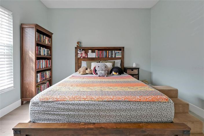 Image No.43-4 Bed House for sale