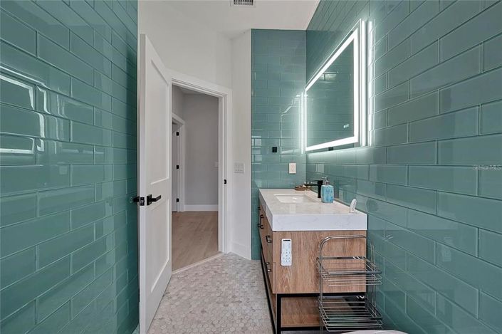 Image No.48-4 Bed House for sale