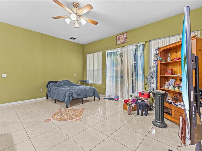 Image No.7-Maison de 4 chambres à vendre à Saint John