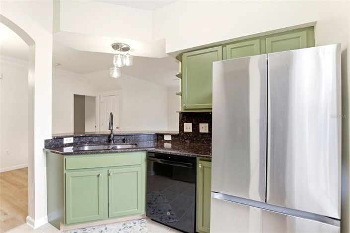 Image No.13-3 Bed Apartment for sale