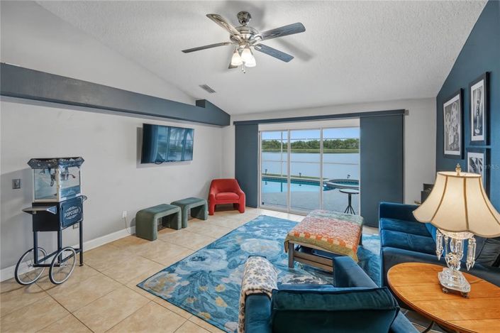 Image No.15-Maison de 4 chambres à vendre à Saint John