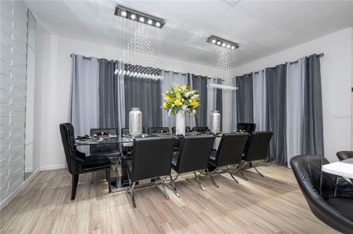 Image No.23-6 Bed House for sale