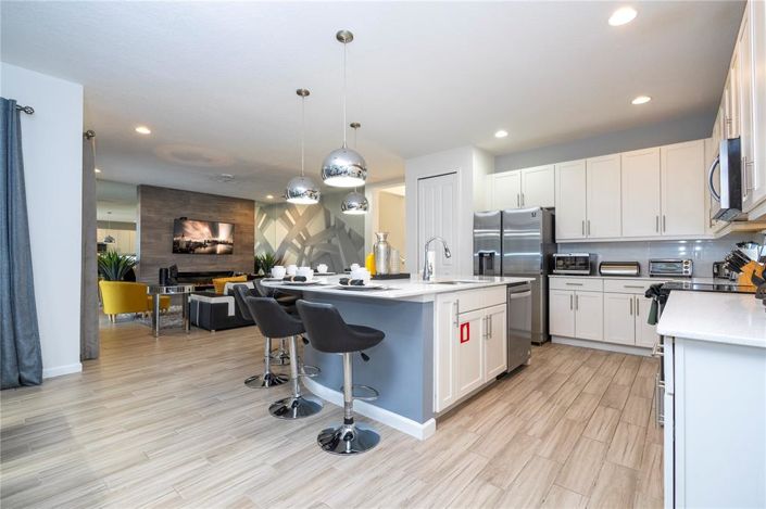 Image No.24-6 Bed House for sale