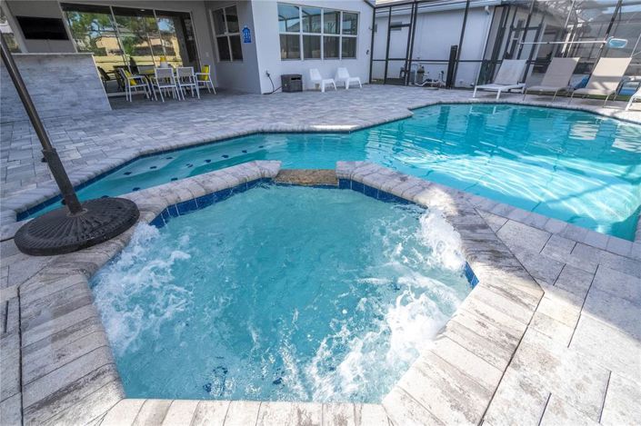 Image No.39-6 Bed House for sale