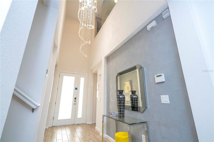 Image No.4-6 Bed House for sale