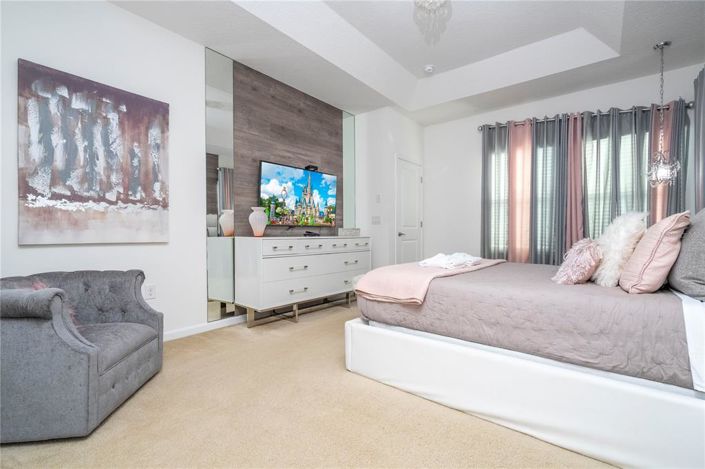 Image No.44-6 Bed House for sale