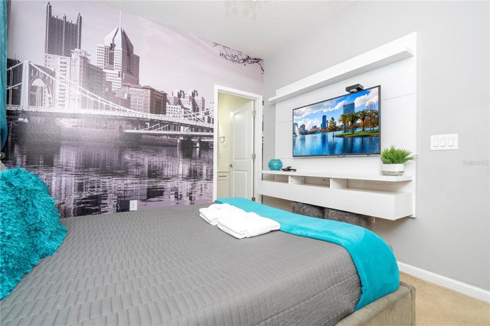 Image No.58-6 Bed House for sale