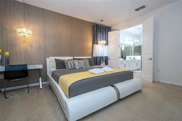 Image No.6-6 Bed House for sale