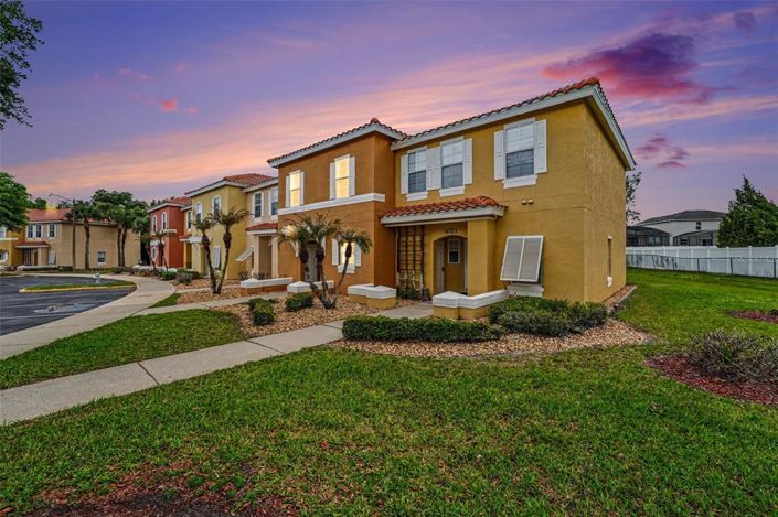 Image No.2-3 Bed Townhouse for sale