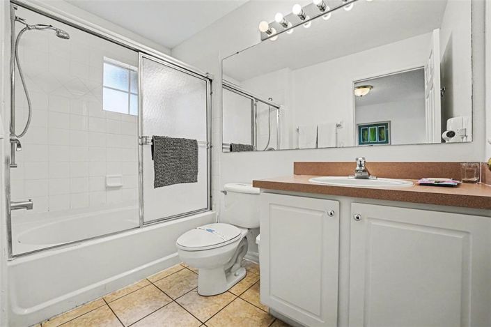 Image No.18-3 Bed Townhouse for sale