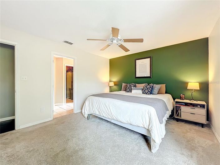 Image No.17-4 Bed House for sale