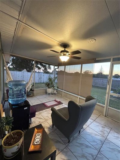 Image No.10-3 Bed House for sale