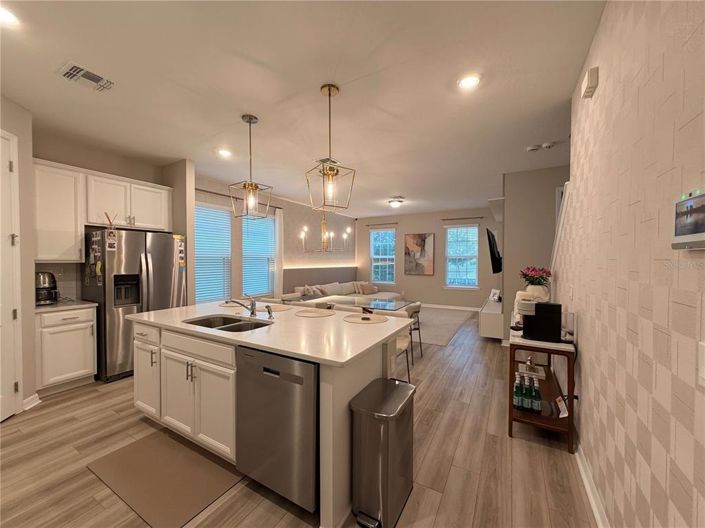 Image No.14-3 Bed House for sale