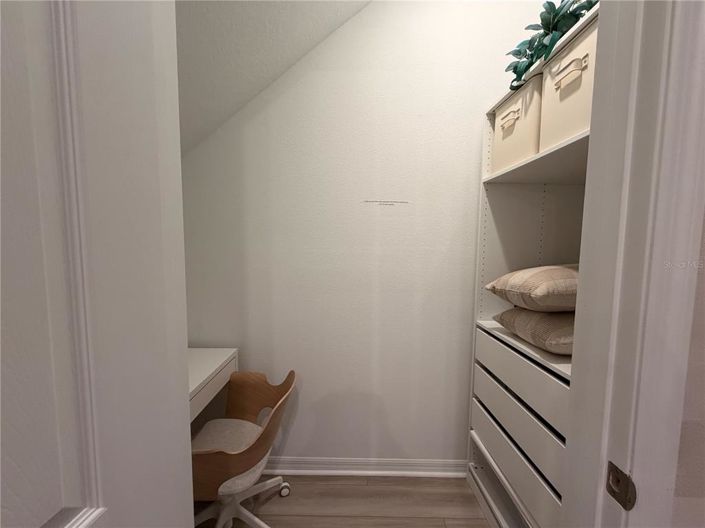 Image No.17-3 Bed House for sale