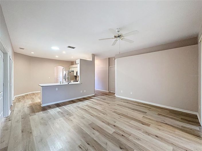 Image No.13-3 Bed House for sale