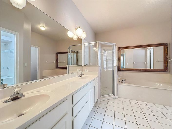 Image No.21-3 Bed House for sale