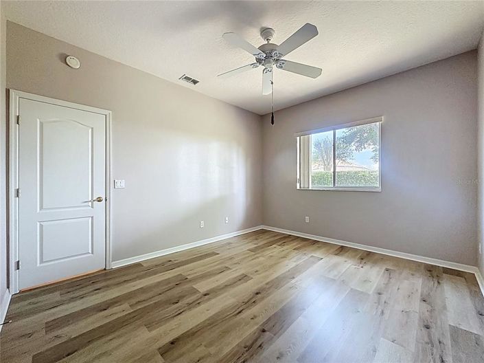 Image No.25-3 Bed House for sale