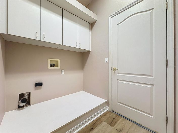 Image No.30-3 Bed House for sale