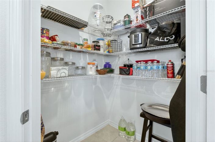 Image No.16-5 Bed House for sale