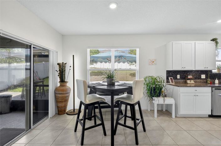 Image No.18-5 Bed House for sale