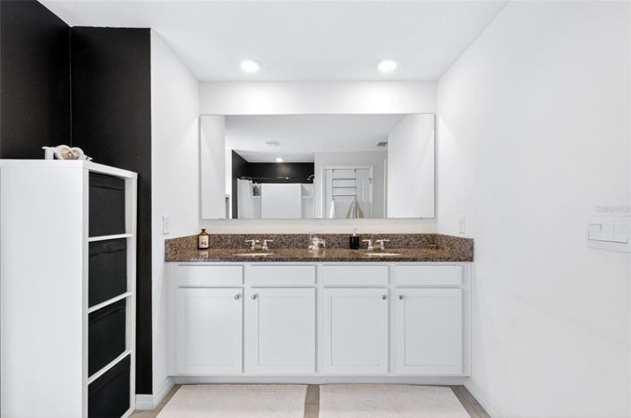 Image No.31-5 Bed House for sale