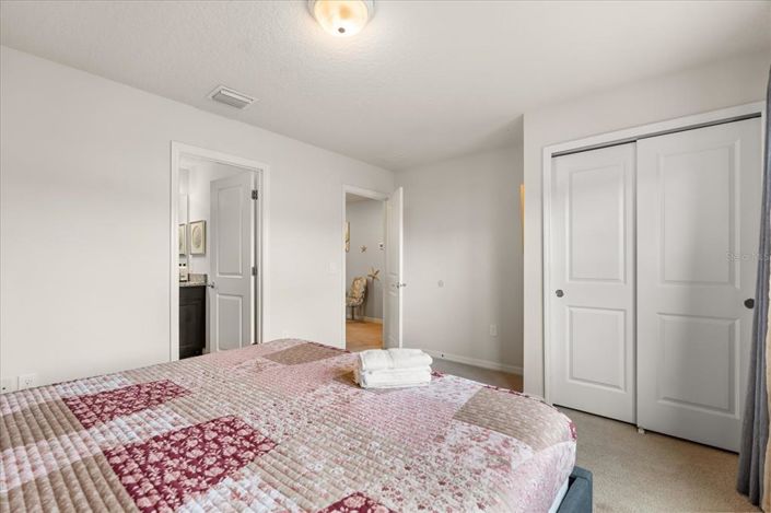 Image No.28-5 Bed House for sale