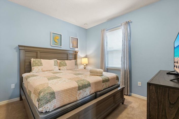 Image No.30-5 Bed House for sale