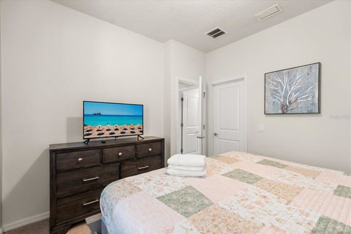 Image No.31-5 Bed House for sale