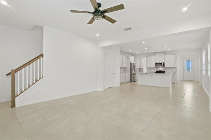 Image No.15-3 Bed Townhouse for sale