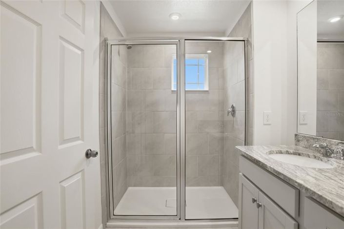 Image No.26-3 Bed Townhouse for sale